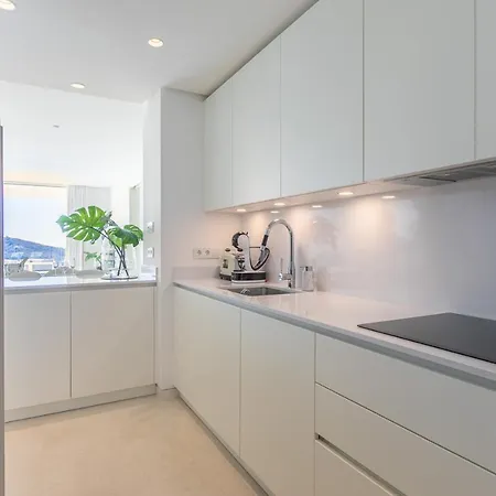 812 Alm Luxury Aparment In Palo Alto Marbella